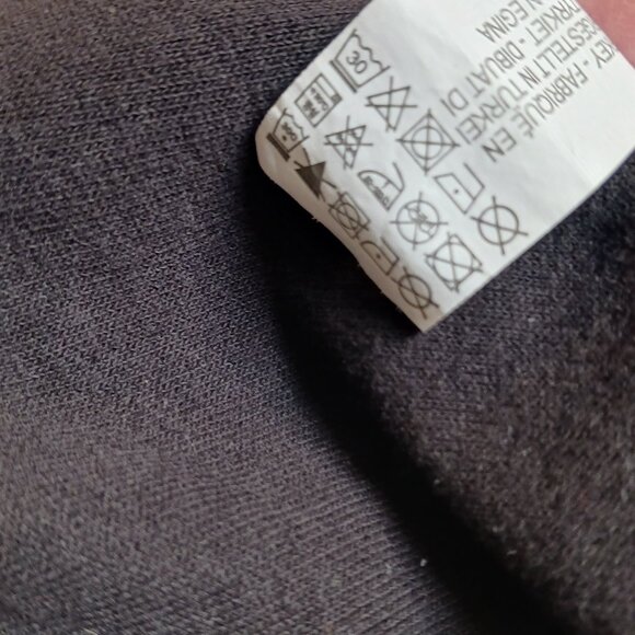 Bundle of 2 Boys Hoodies – Zara Stranger Things & Under Armour Hockey Size 8-10 - Picture 15 of 15